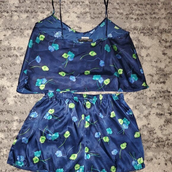 No Boundaries  Silky Feel Sleep Set || Large || EUC - Picture 4 of 6